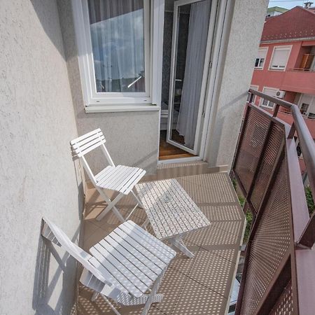 Stella Modern Apartment 2 Novi Sad Esterno foto