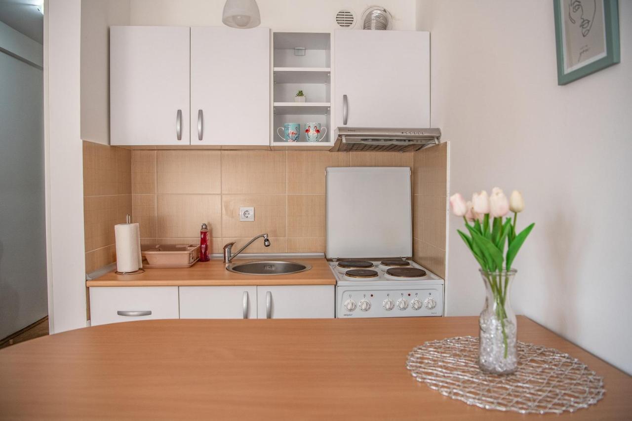 Stella Modern Apartment 2 Novi Sad Esterno foto