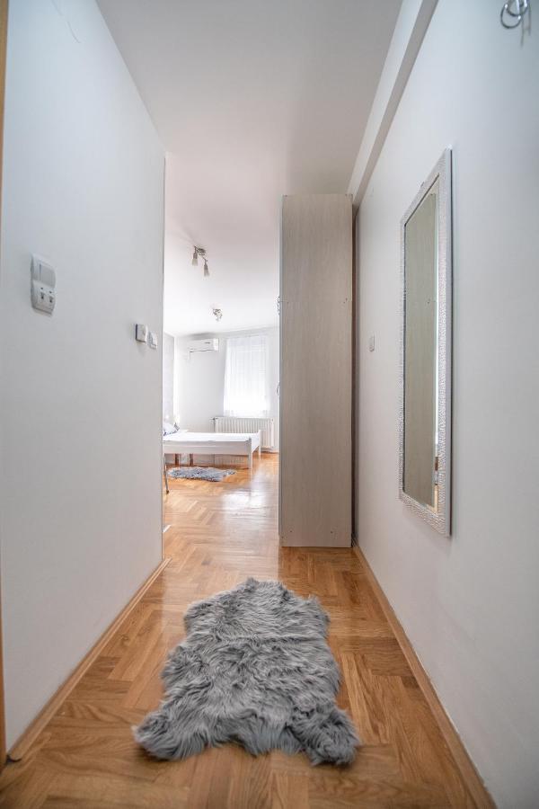 Stella Modern Apartment 2 Novi Sad Esterno foto