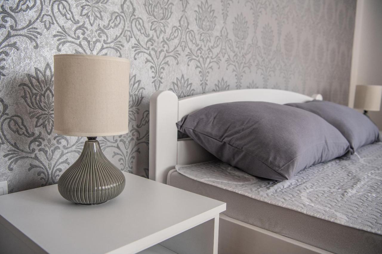 Stella Modern Apartment 2 Novi Sad Esterno foto