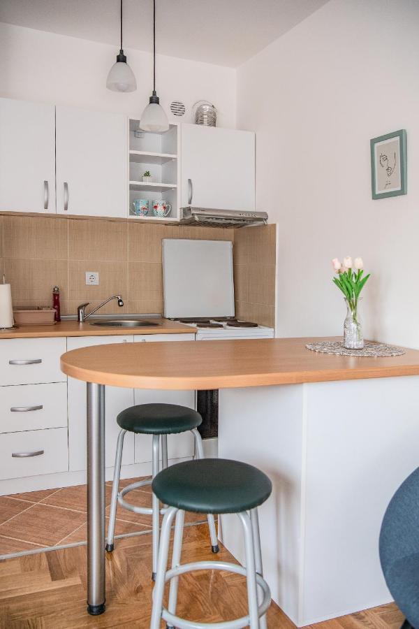 Stella Modern Apartment 2 Novi Sad Esterno foto